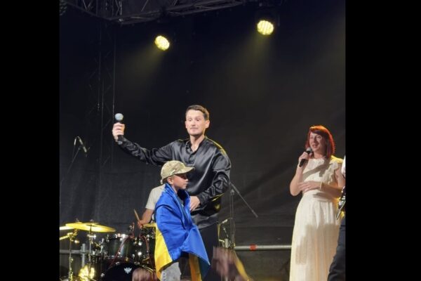«Щоб кожна дитина дочекалася свого тата»: історія 8-річного Артема на концерті Dima Prokopov