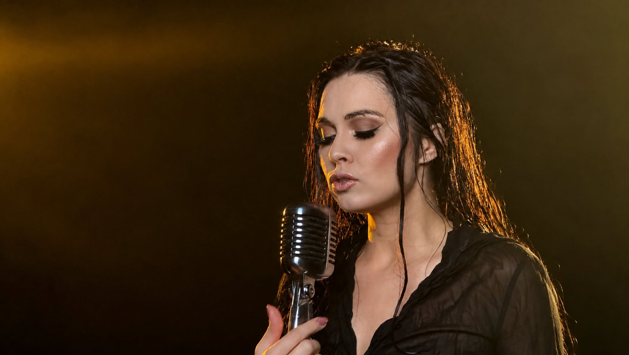 «Кофеїн»: GAYARA про кохання, яке дозволяє залишатися собою